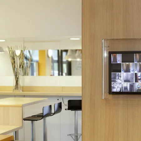 Hotelf1 Moulins Sud Hotel 3*